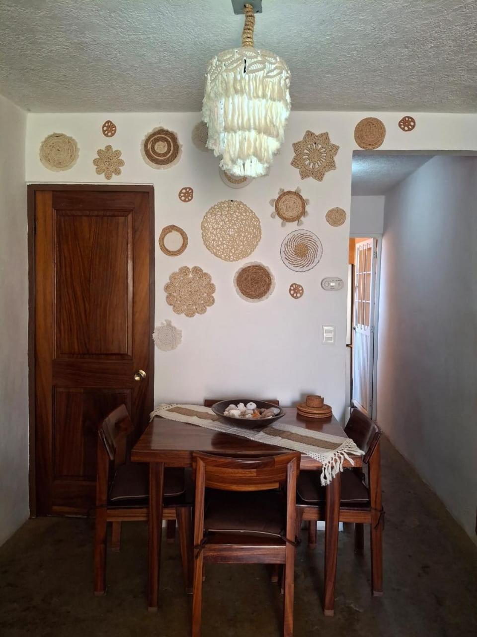 Ixtapa Al Mejor Precio, "Casa Las Conchas" 지와타네호 외부 사진